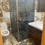Bujtina Leke Gerla