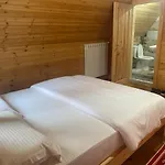 Bujtina Leke Gerla