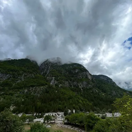 بيت ضيافة Bujtina Leke Gerla ثيث
